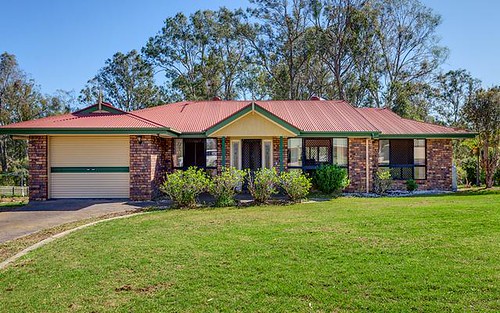 22 Mayfair Dr, Southside QLD 4570