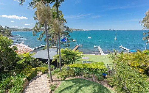 187 Fishing Point Rd, Fishing Point NSW 2283