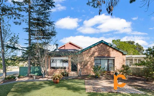 20 Green Pde, Valley Heights NSW 2777