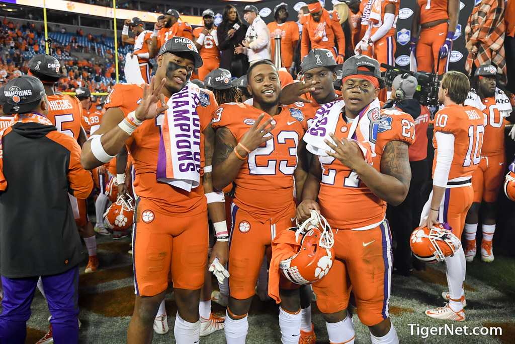 Clemson Football Photo of cjfuller and Isaiah Simmons and Van Smith and miami