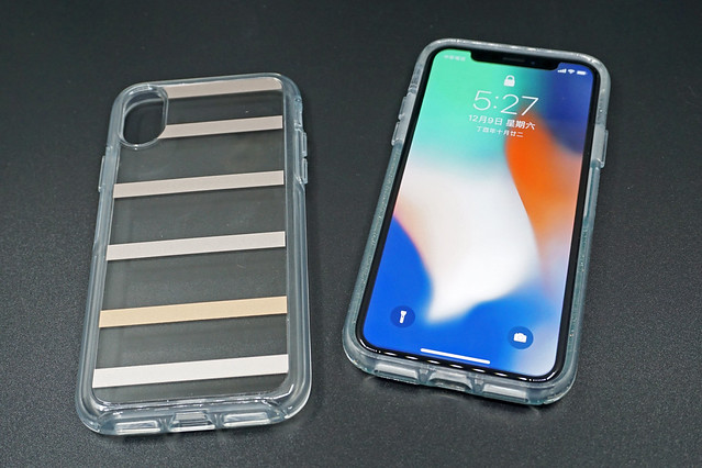 兼具時尚、輕便、防護力的iPhone X保護殼 OtterBox Symmetry炫彩幾何透明系列動手玩 6 OtterBox-6