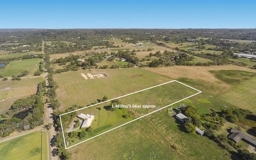 215 Victoria Rd, Pearcedale VIC 3912