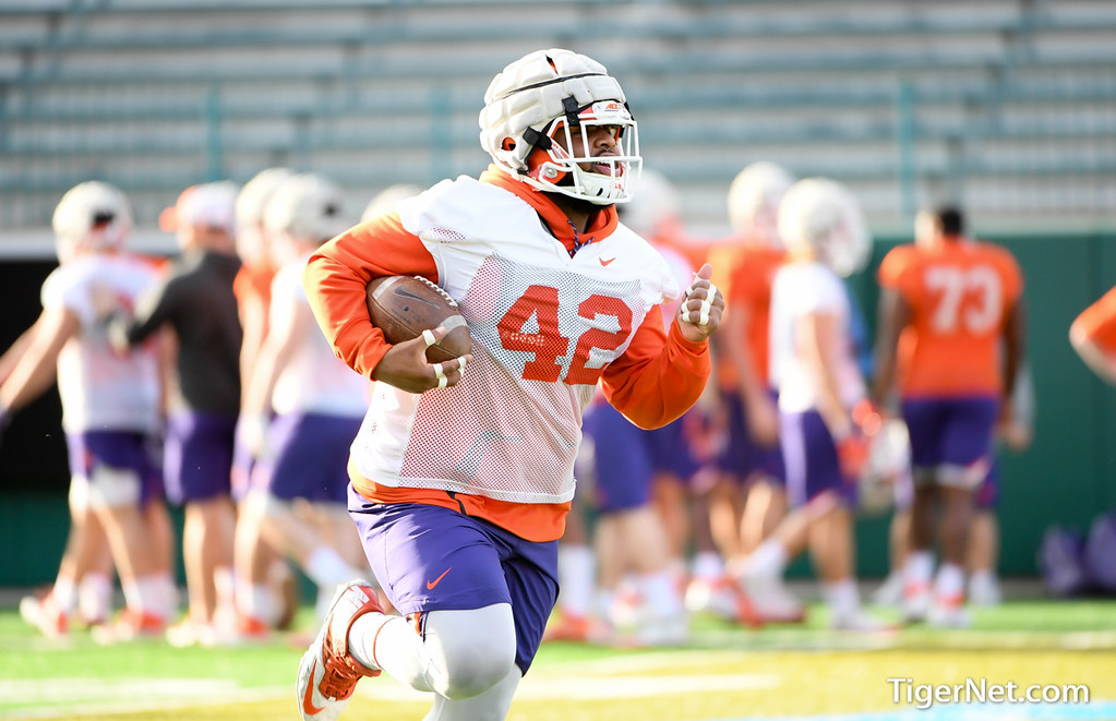 Clemson Football Photo of Christian Wilkins and sugarbowl and practice and Bowl Game