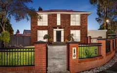 6 Holly Green Drive, Wheelers Hill VIC