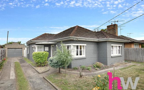 40 Wilsons Rd, Newcomb VIC 3219