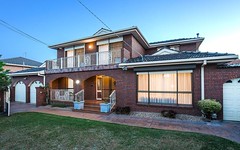 13 Windsor Drive, Avondale Heights VIC