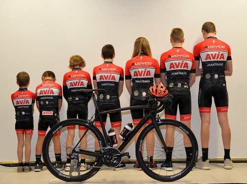 Avia-Rudyco-Janatrans Cycling Team (19)