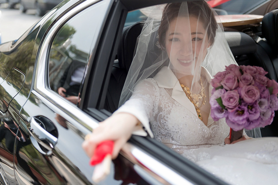 婚攝 高雄林皇宮 婚宴 時尚氣質新娘現身 S & R 076