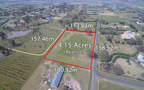 70 Forest Red Gum Drive, Mickleham VIC