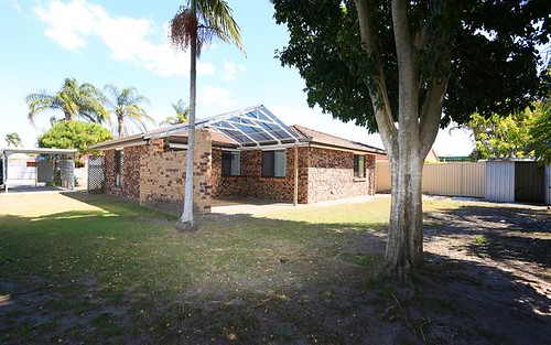 62 Lakefield Crescent, Paradise Point QLD 4216