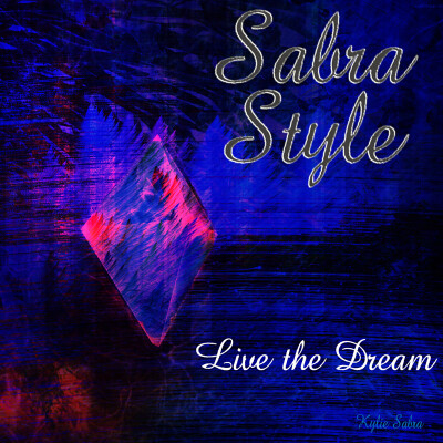 LuceMia - Sabra Style Blogger