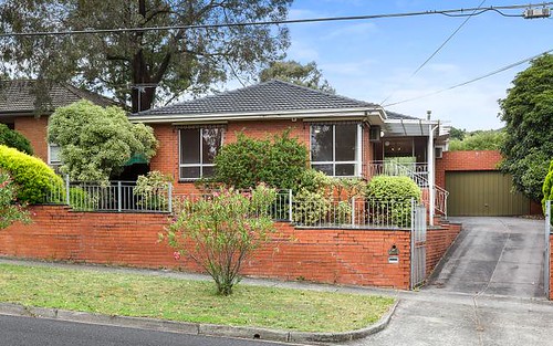 23 Forest Rd, Forest Hill VIC 3131