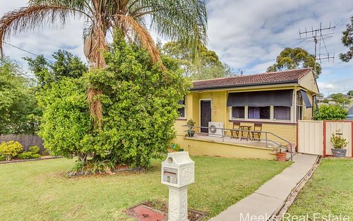 40 Valley View Crescent, Glendale NSW