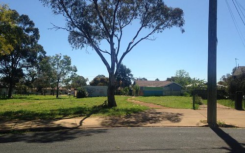 10 Armstrong Cr, Dubbo NSW 2830