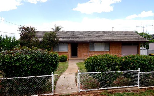 55 Grenfell Road, Cowra NSW