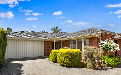 2/82 Willow Bnd, Bulleen VIC 3105