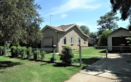 11 Cutler Avenue, Griffith NSW