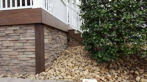 Custom Color - Dry Stack Stone - Residential Home • <a style="font-size:0.8em;" href="http://www.flickr.com/photos/107178405@N04/39866447561/" target="_blank">View on Flickr</a>