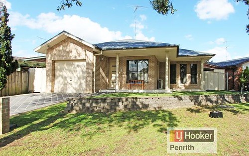 12a Dryberry Ave, St Clair NSW