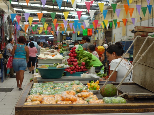 Les marchés au Mexique sont toujours très colorés. Ici un marché couvert à Mérida.