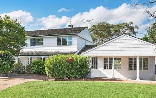 2 Marine Cr, Hornsby Heights NSW 2077