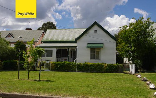 11 Chester St, Inverell NSW