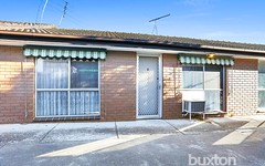 2/10 Oliver Street, Manifold Heights Vic