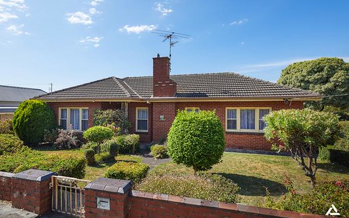 23 Young St, Drouin VIC 3818