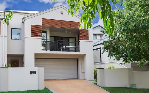 61 Greenway Circuit, Mount Ommaney QLD