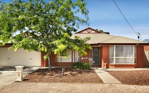 11 Conifer Cl, Hoppers Crossing VIC 3029