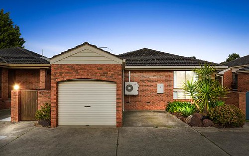 2/580 Warrigal Road, Oakleigh South VIC