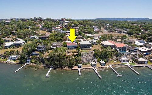 37 Fishing Point Rd, Rathmines NSW 2283