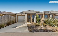 1/9 Cooloongup Crescent, Harkness VIC