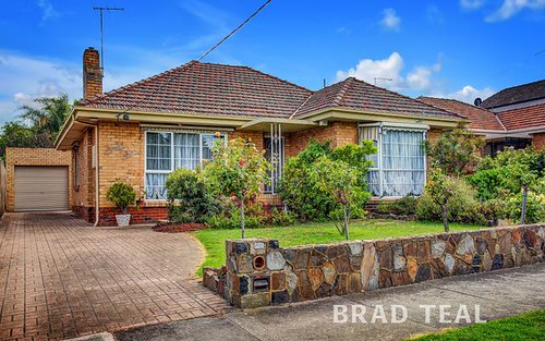 46 Hayes Rd, Strathmore VIC 3041