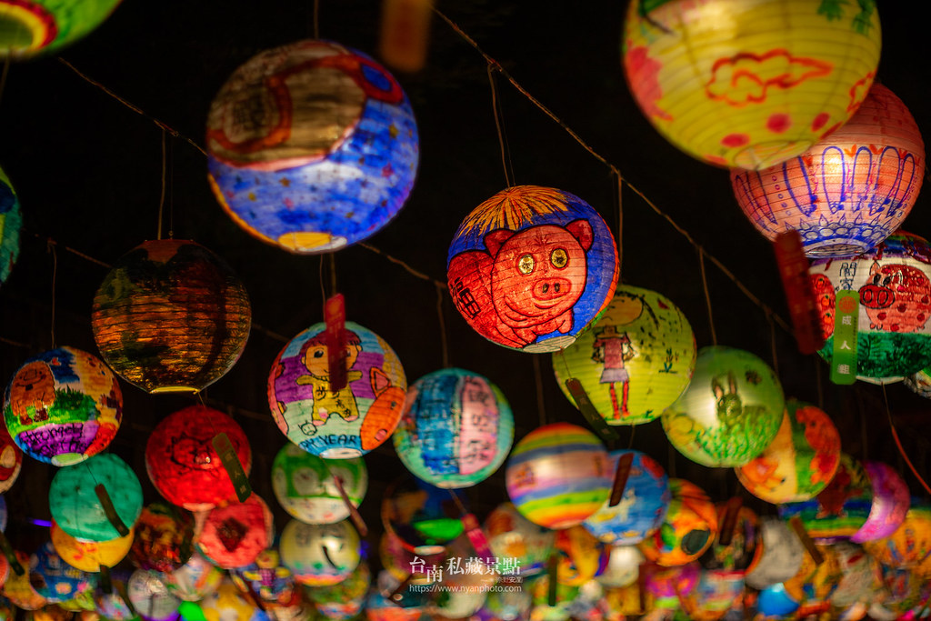 台南花燈2019 | 跟著在地人，穿梭在小巷賞花燈2
