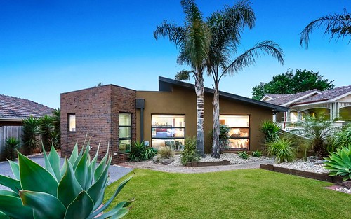 346 Mascoma St, Strathmore Heights VIC 3041