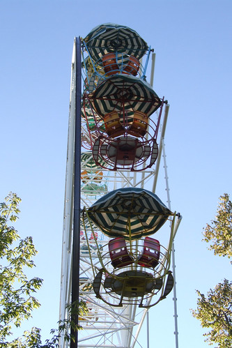 Ferris wheel at the Soviet amusement park, 06.09.2013.
