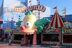 Springfield: Simpsons Ride • <a style="font-size:0.8em;" href="http://www.flickr.com/photos/28558260@N04/32307123958/" target="_blank">View on Flickr</a>