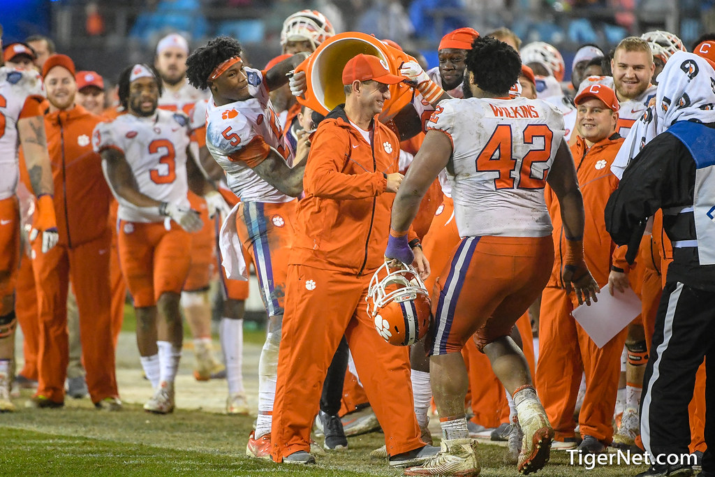 Clemson Football Photo of Christian Wilkins and Dabo Swinney and Milan Richard and Tee Higgins and pittsburgh
