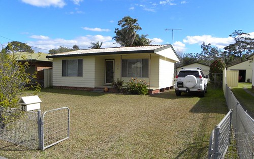 43 Lyons Rd, Sussex Inlet NSW 2540