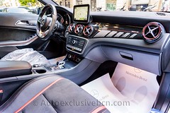 Mercedes GLA 45 AMG | 381 c.v | Gris Montaña | Auto Exclusive BCN