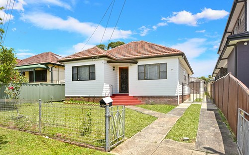 10 Hinchen St, Guildford NSW 2161