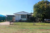 14 Milne Bay Road, Soldiers Hill QLD