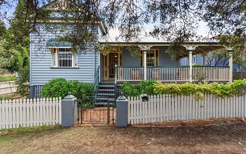 19 Somme St, North Toowoomba QLD 4350