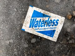Anglų lietuvių žodynas. Žodis waterless reiškia a bevandenis, sausas, nevandeningas; waterless cooker greitpuodis lietuviškai.