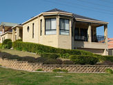 2 Sunbakers Drive, Forster NSW