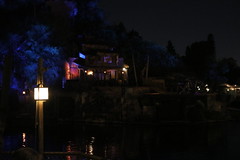 Fantasmic! nighttime show at Disneyland Park • <a style="font-size:0.8em;" href="http://www.flickr.com/photos/28558260@N04/32176396188/" target="_blank">View on Flickr</a>