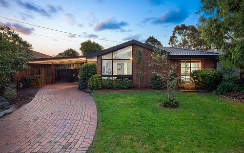 77 Chancellor Dr, Wheelers Hill VIC 3150