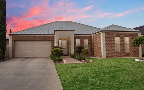 19 Hillam Dr, Griffith NSW 2680
