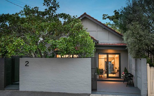 2 Young St, St Kilda East VIC 3183